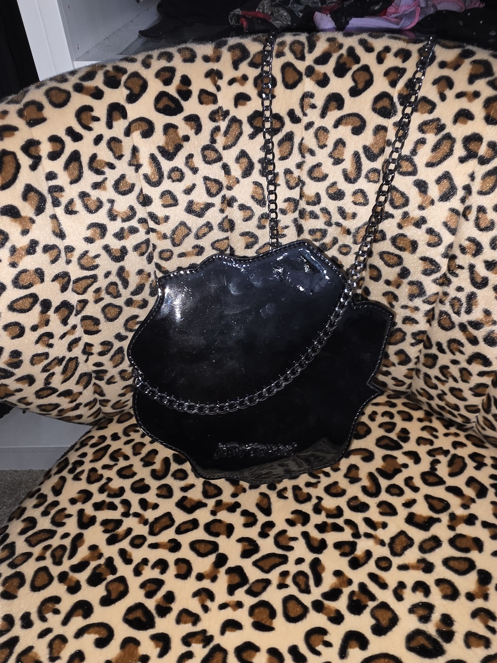 Betsey Johnson Kitschy Rose Spiderweb Purse - Picture 3 of 7